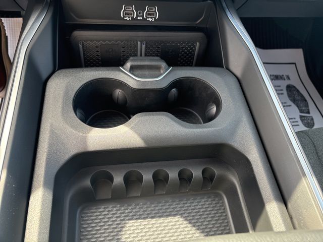 2025 Ram 3500 Big Horn photo 29