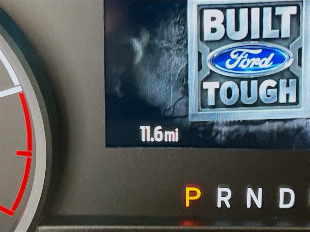 2025 Ford F-350 XLT photo 2