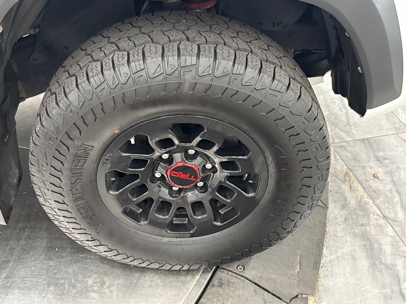 2019 Toyota Tacoma TRD Pro 4x4 V6 photo 39