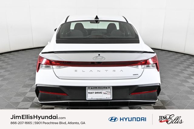 2025 Hyundai Elantra Hybrid SEL Sport photo 4