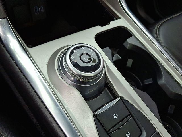 2023 Ford Explorer XLT photo 17
