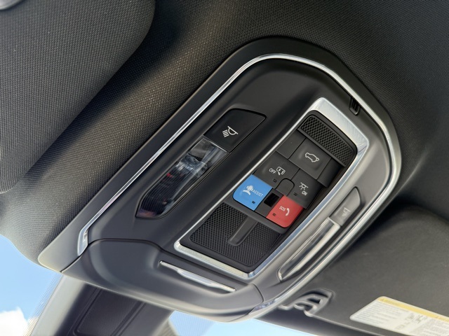 2025 Jeep Wagoneer Series III photo 28