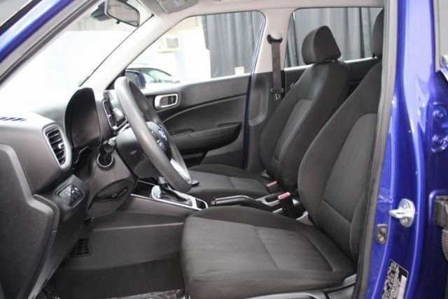 2020 Hyundai Venue SE photo 9