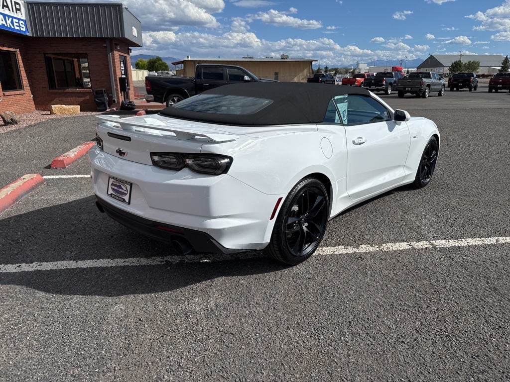 2023 Chevrolet Camaro LT1 photo 3