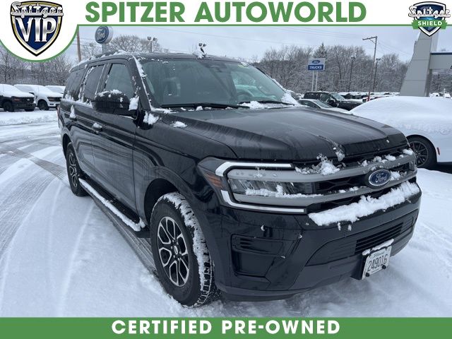 2024 Ford Expedition XLT's photo