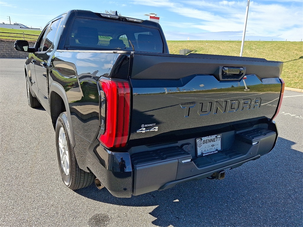 2023 Toyota Tundra SR5 photo 8