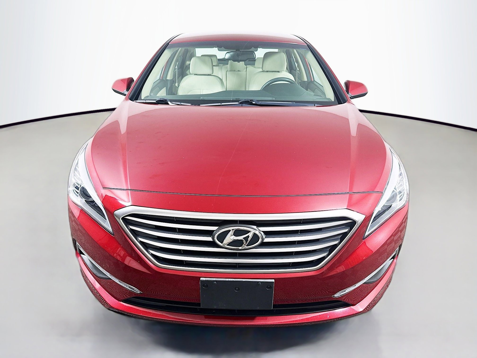 2015 Hyundai Sonata SE photo 2