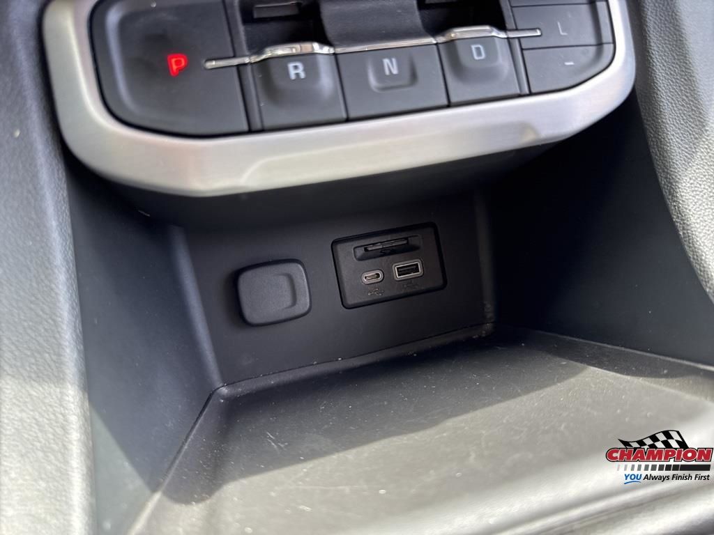 2023 Gmc Acadia SLT photo 10