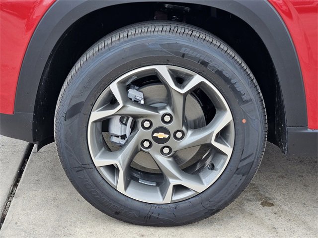 2026 Chevrolet Trax LT photo 3