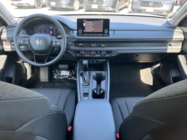 2025 Honda Accord SE photo 18
