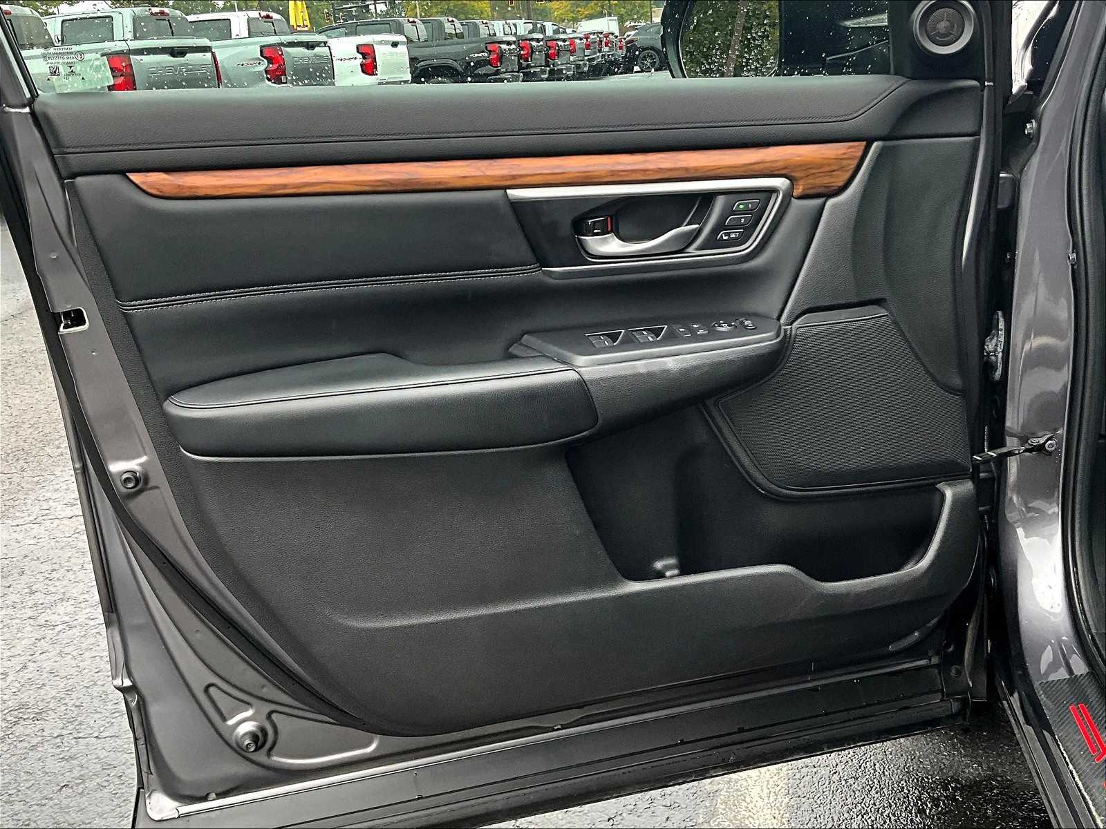 2021 Honda CR-V Hybrid EX-L photo 7