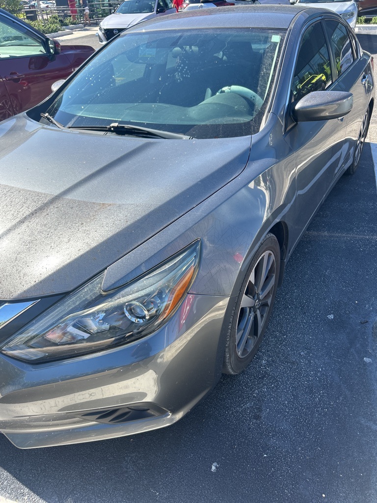 2016 Nissan Altima SR