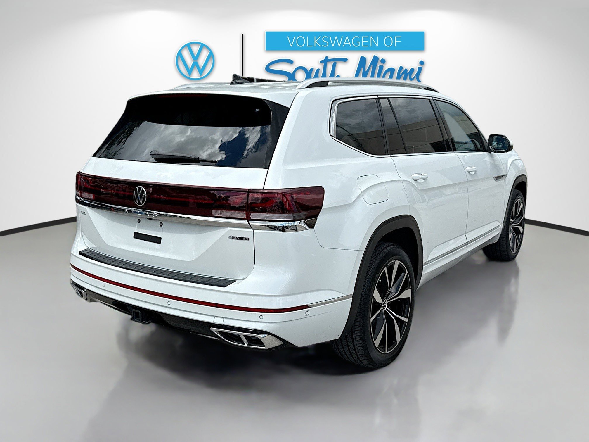 2024 Volkswagen Atlas SEL Premium R-Line photo 4