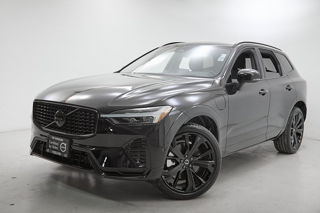 2025 VOLVO XC60 - Image 1