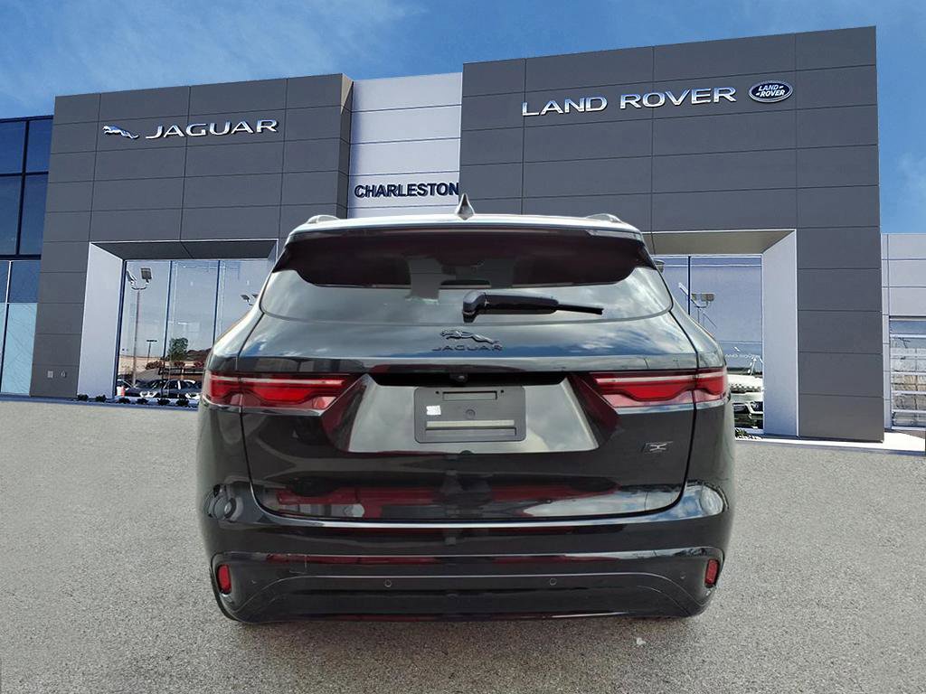 2026 Jaguar F-PACE P250 R-Dynamic S photo 3