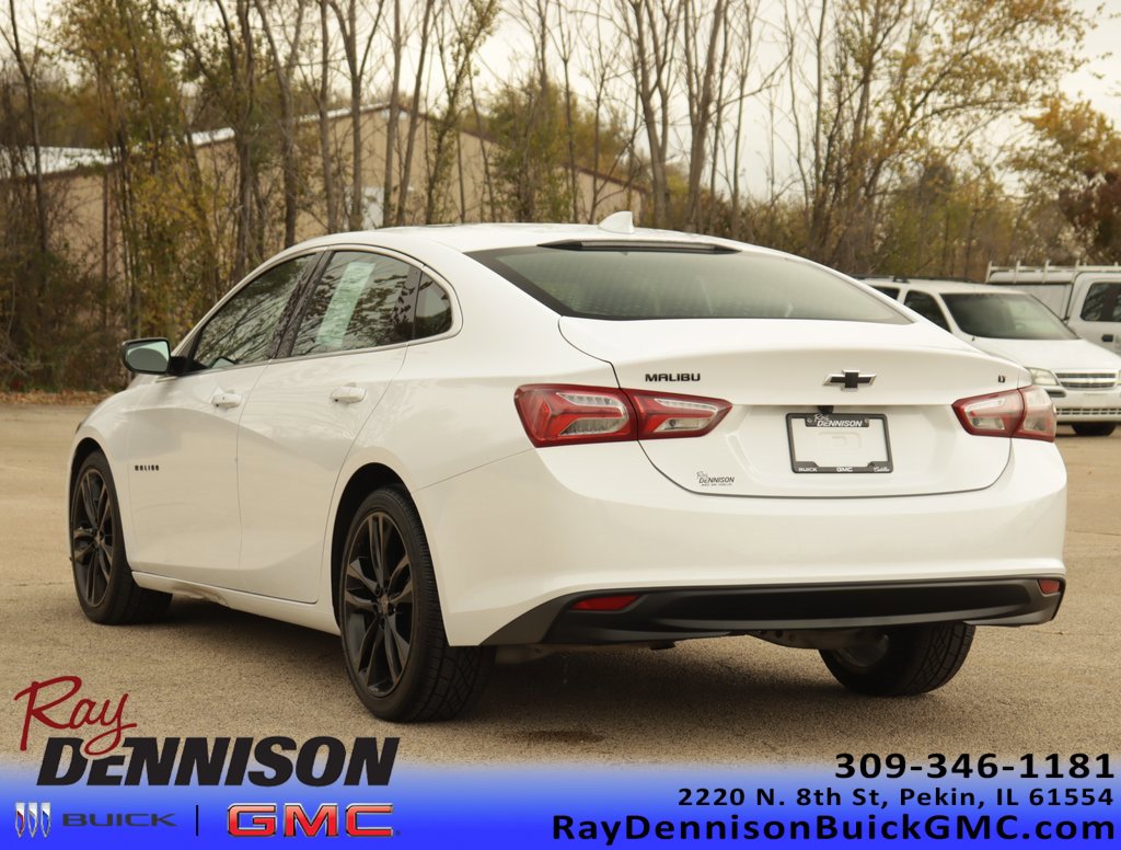 2023 Chevrolet Malibu 1LT photo 3