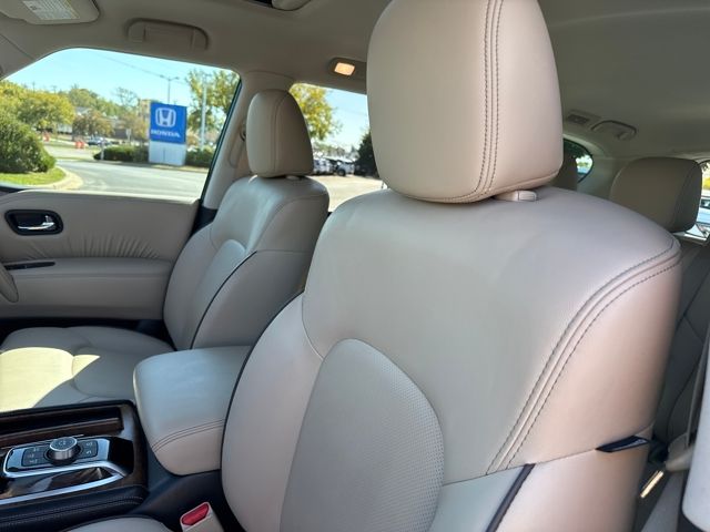 2023 Nissan Armada SL photo 13