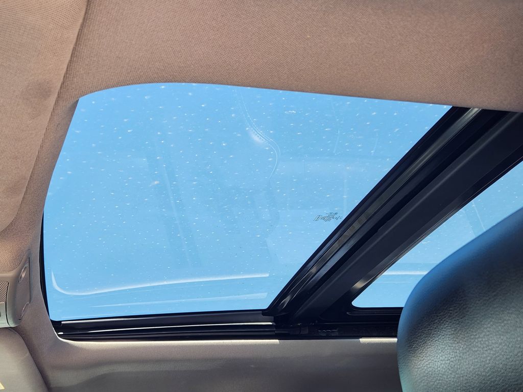 2019 Ford F-350 Lariat photo 26