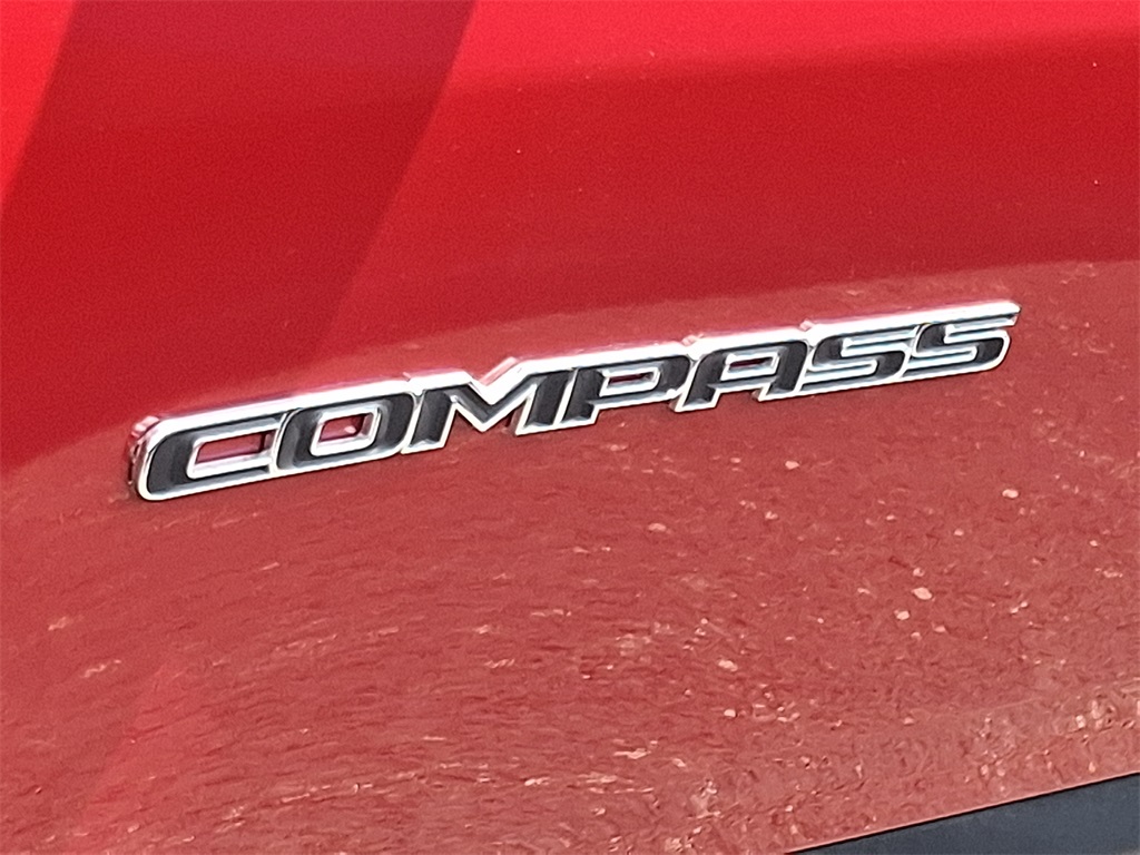 2025 Jeep Compass Limited photo 19