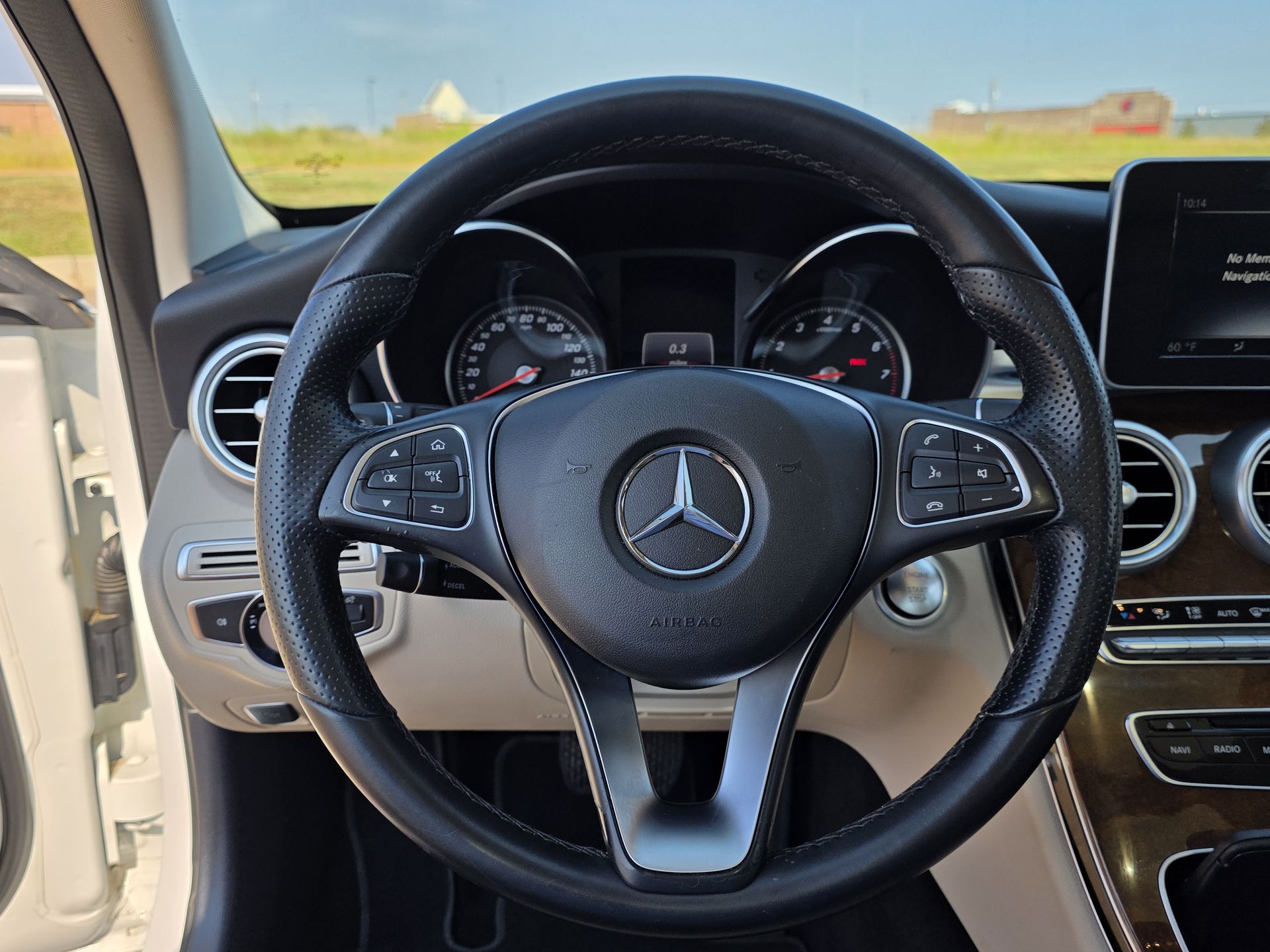 2016 Mercedes Benz C 300 photo 11