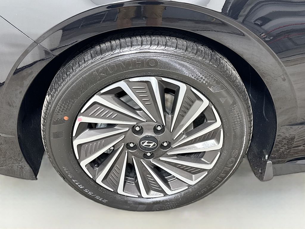 2025 Hyundai Sonata Hybrid SEL photo 29