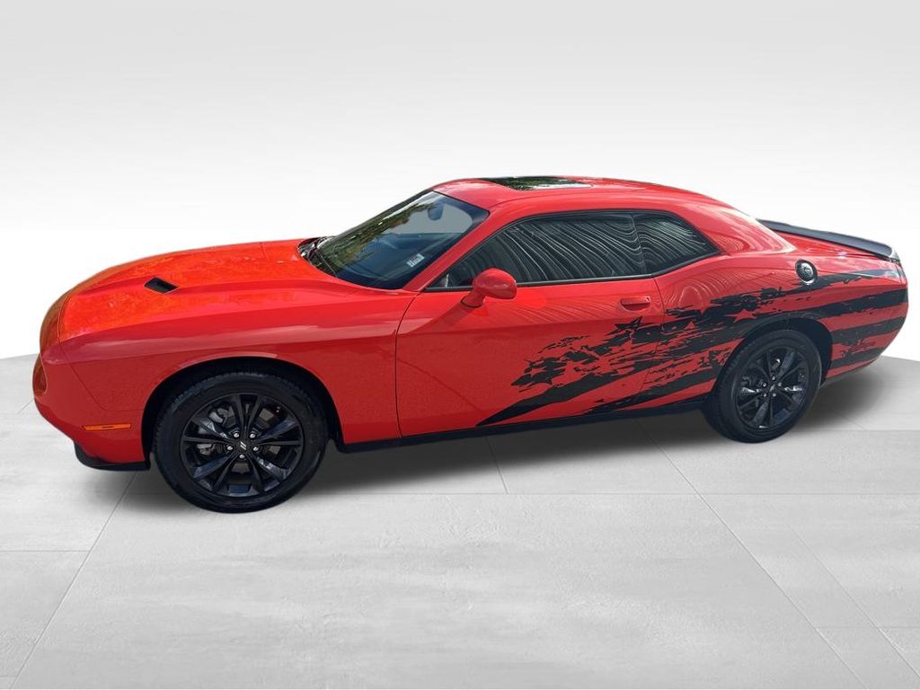 2023 Dodge Challenger SXT photo 2