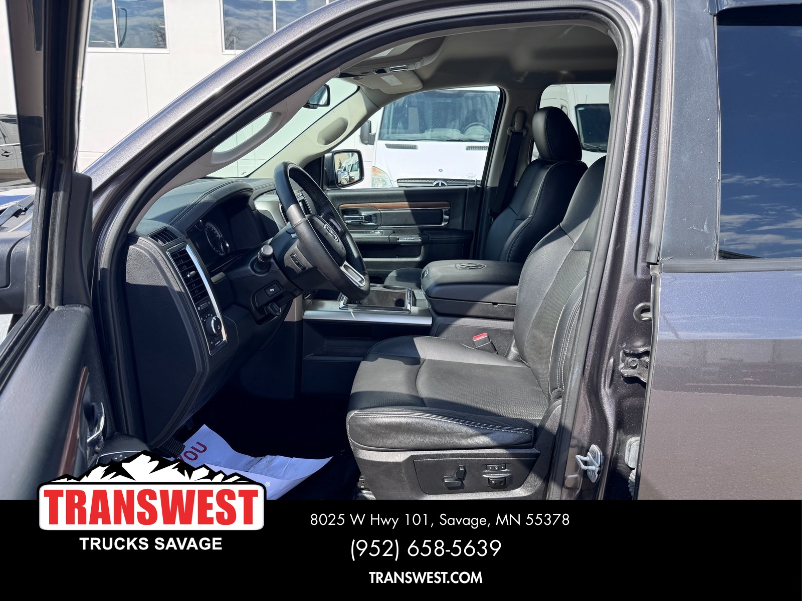 2014 Ram 1500 Laramie photo 9