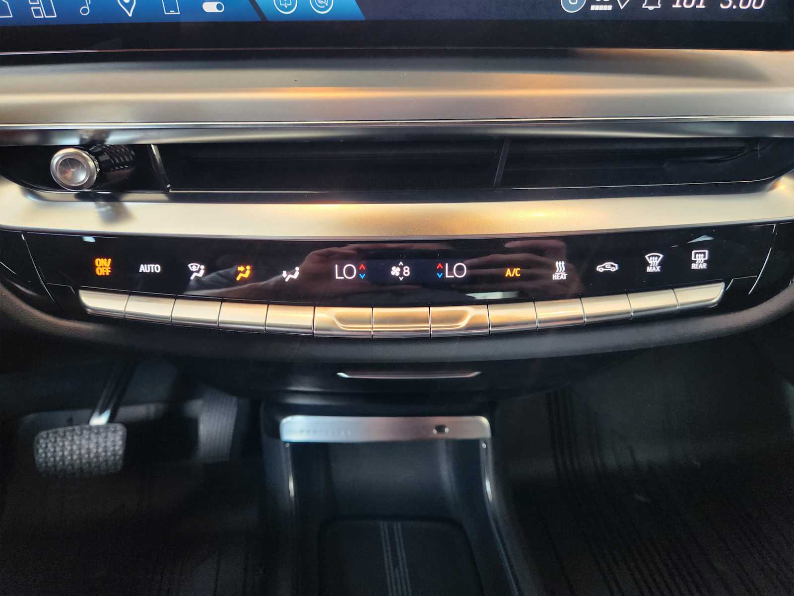 2025 Cadillac Lyriq Sport photo 12