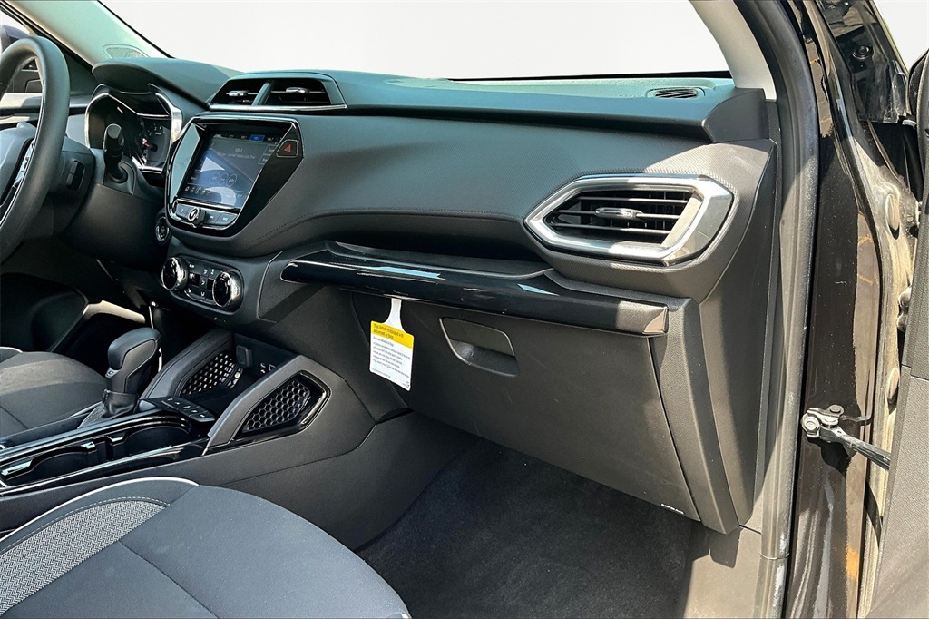 2023 Chevrolet Trailblazer LT photo 16