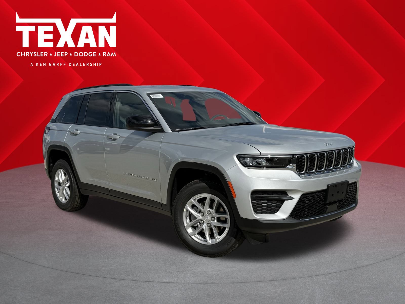 2025 Jeep Grand Cherokee Laredo's photo