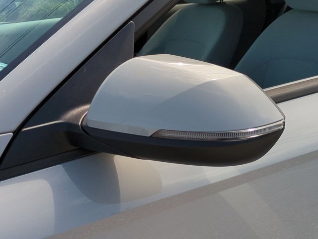 2024 Hyundai Kona SE photo 10