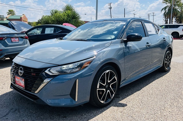 2024 Nissan Sentra SR photo 3