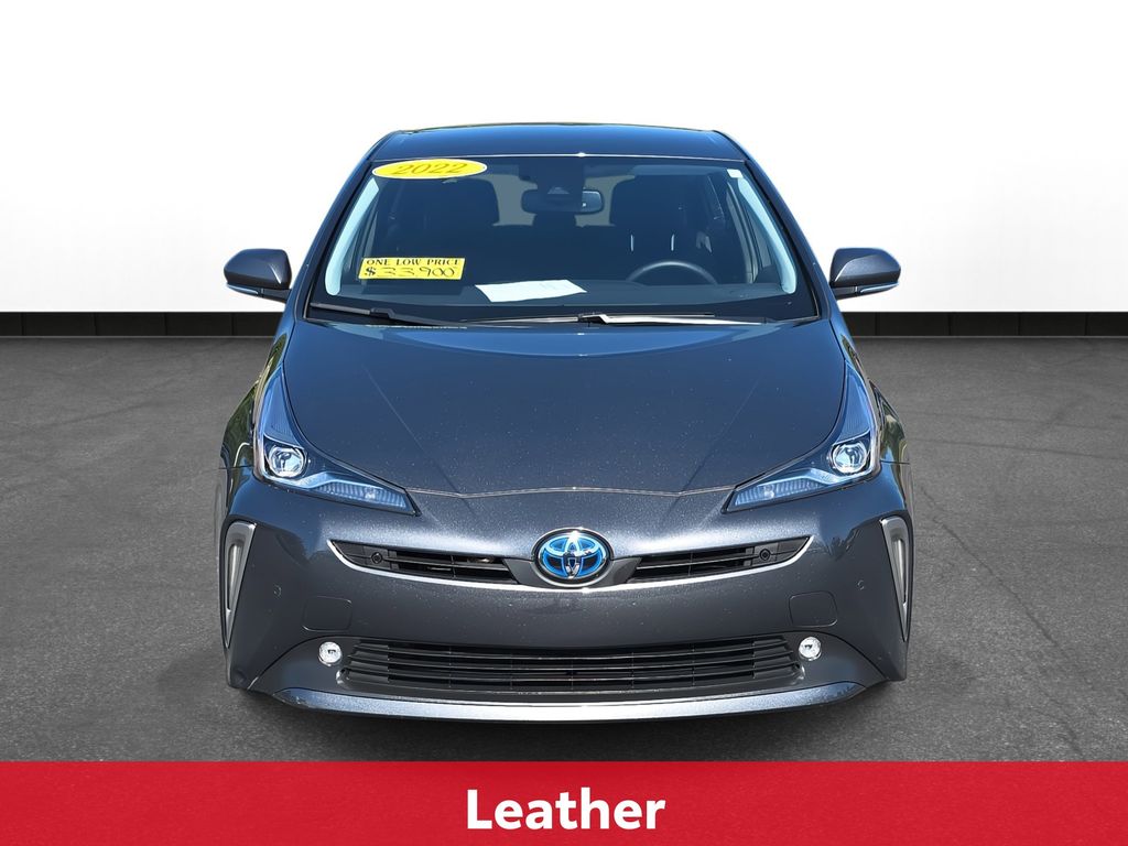 2022 Toyota Prius XLE AWD-e photo 2