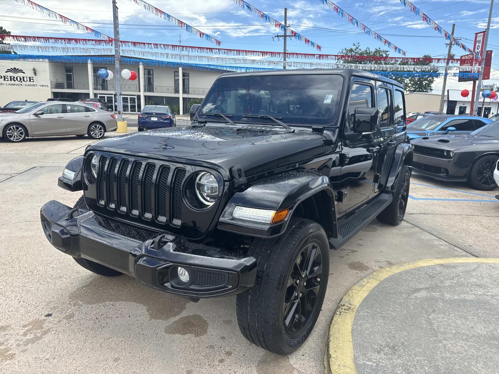 2022 Jeep Wrangler Unlimited Sahara High Altitude photo 3