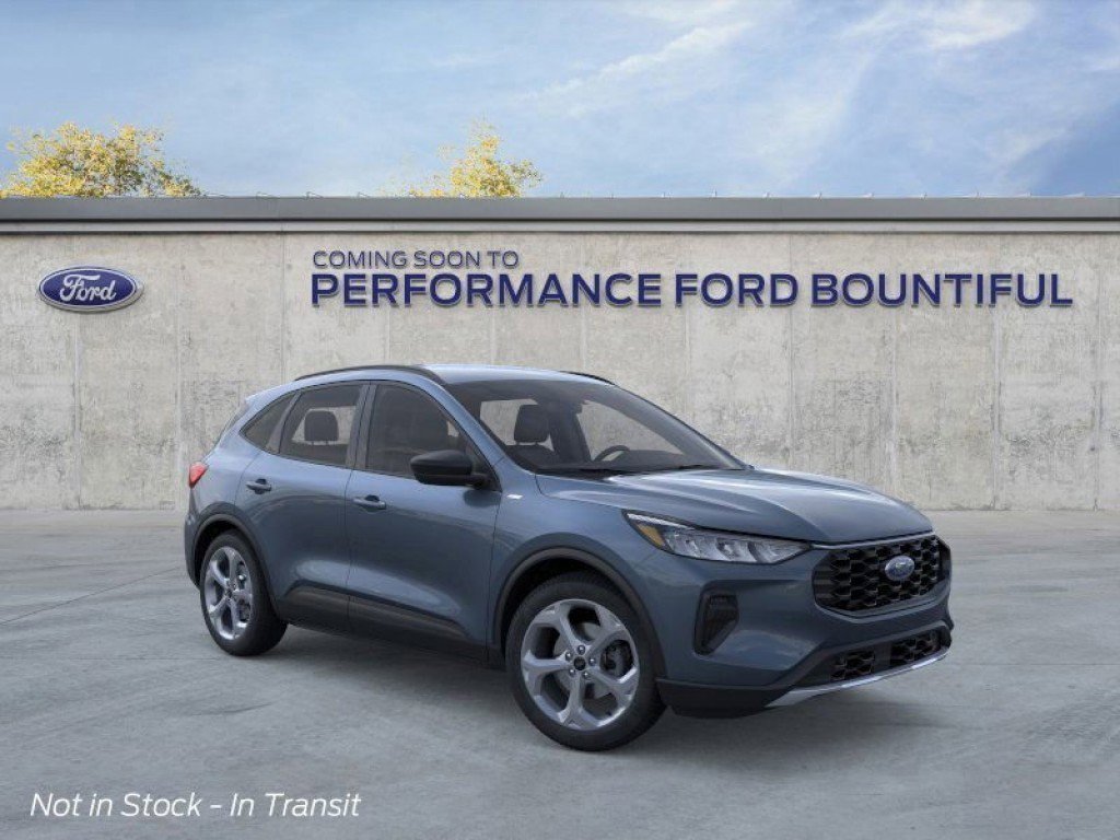 2026 Ford Escape ST-Line photo 2