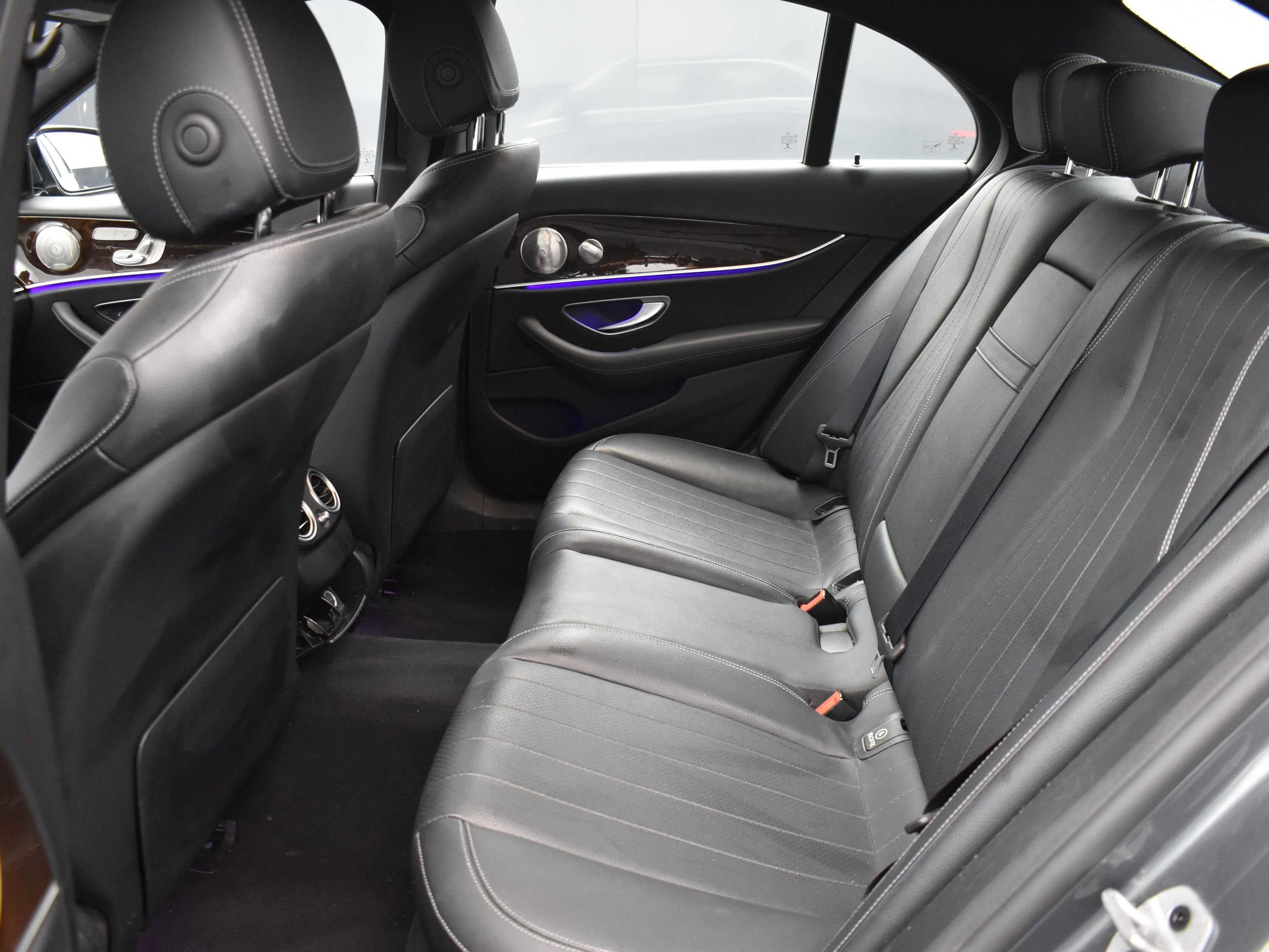 2022 Mercedes Benz E 350 4MATIC Sedan photo 16