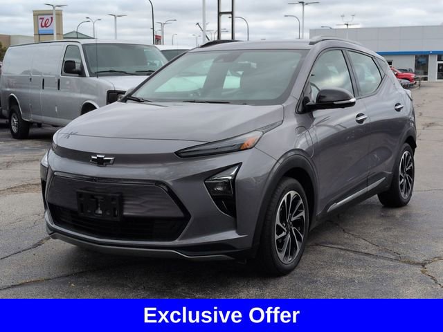 Used 2023 Chevrolet Bolt EUV Premier with VIN 1G1FZ6S00P4125477 for sale in Oak Lawn, IL