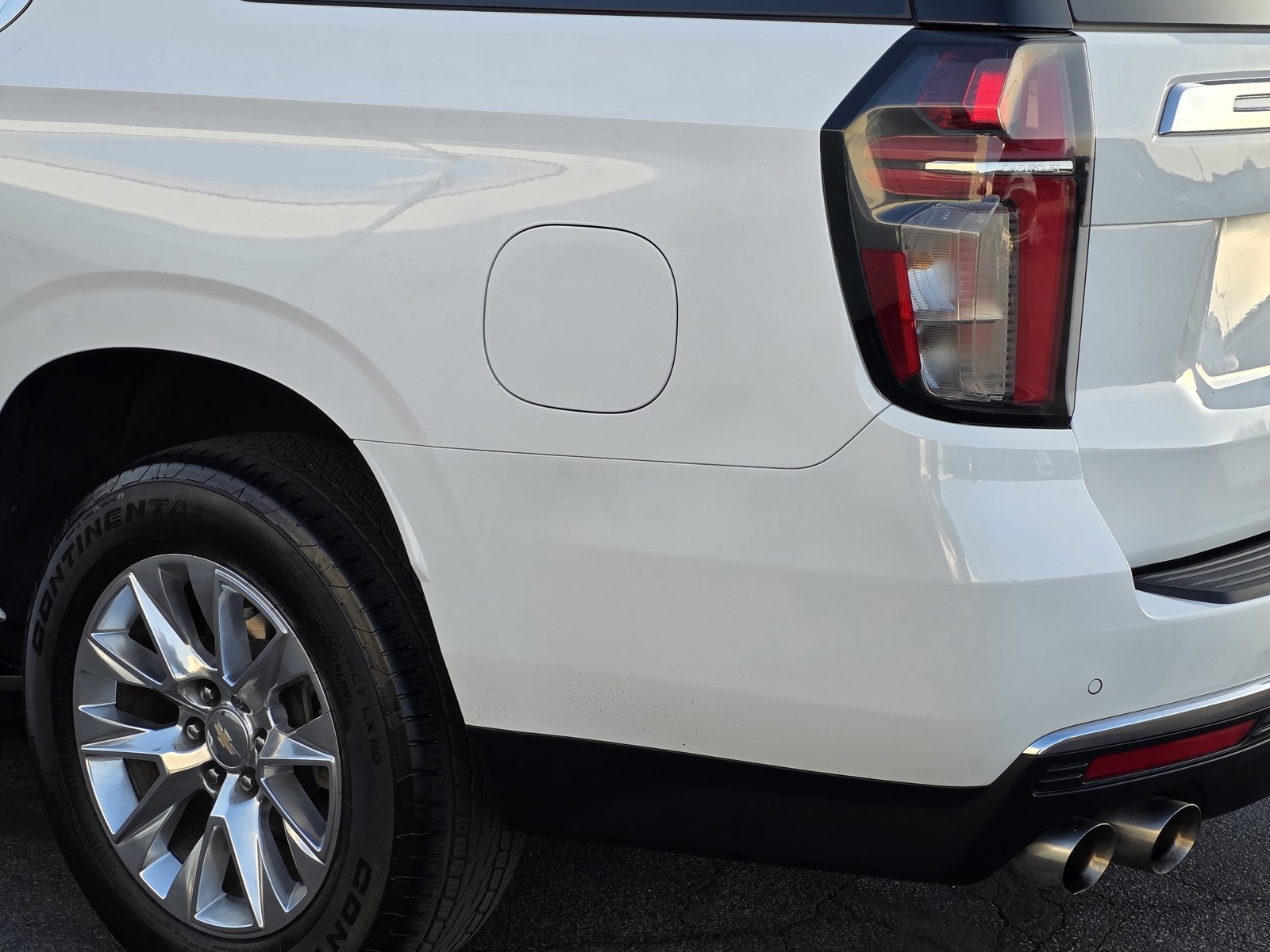 2023 Chevrolet Suburban Premier photo 11