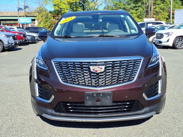 2021 Cadillac XT5 Premium Luxury photo 2