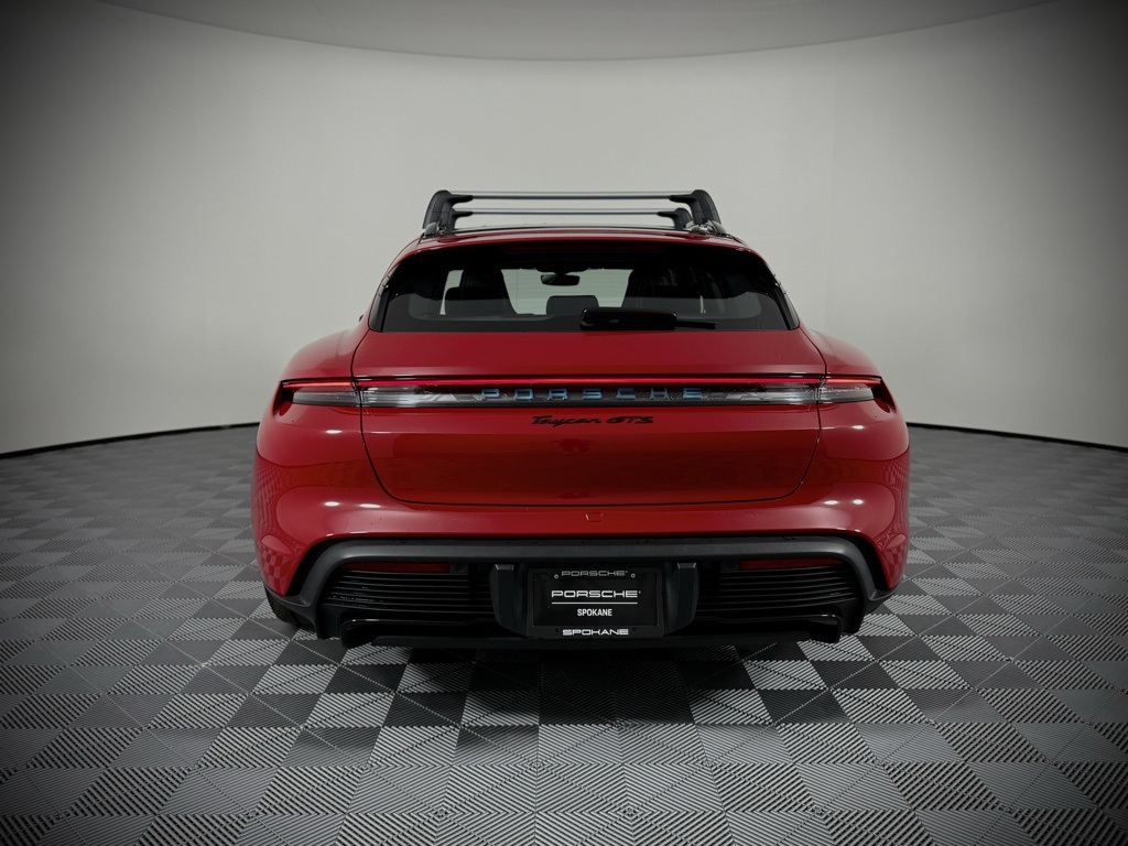 2024 Porsche Taycan Sport Turismo GTS photo 9