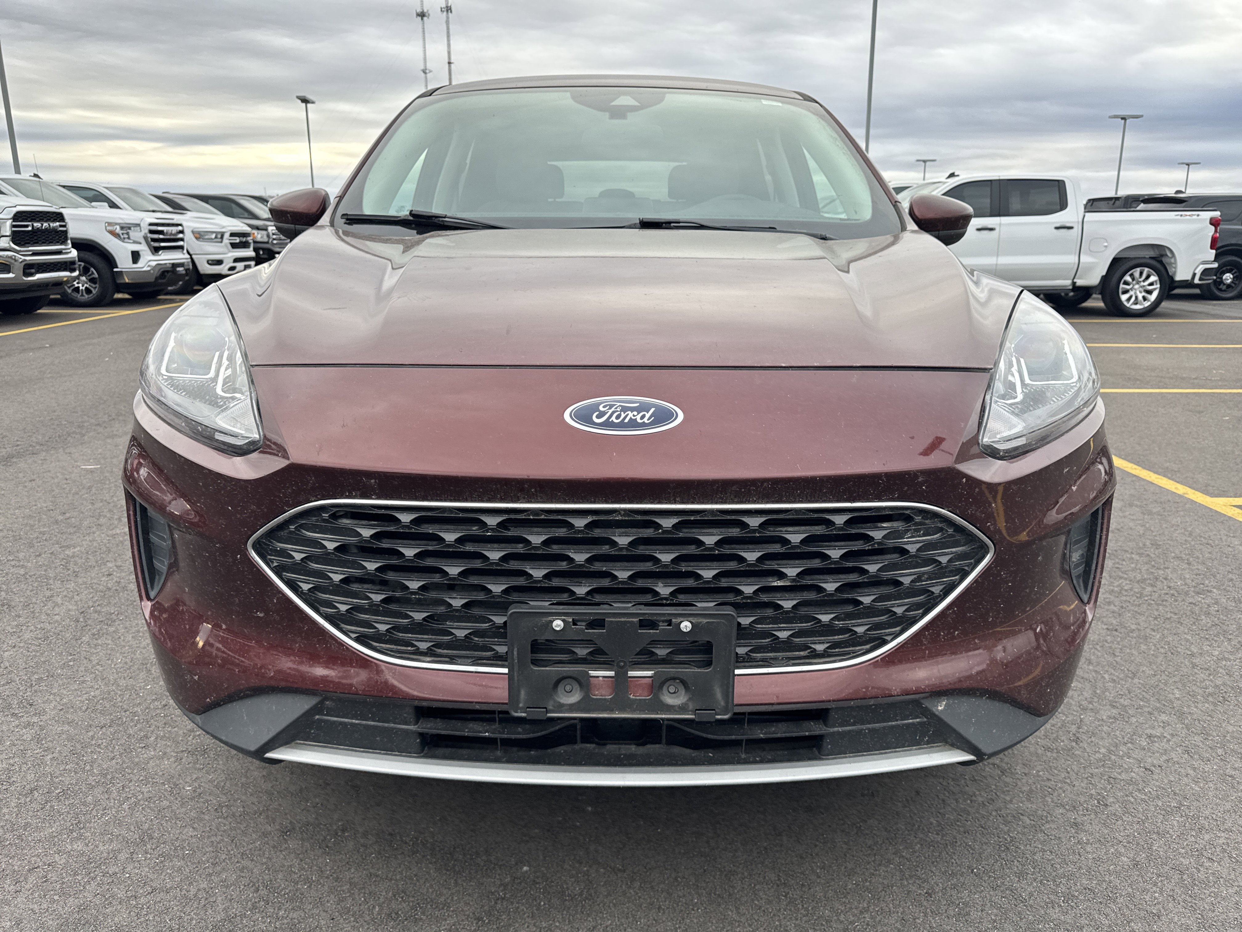 Used 2021 Ford Escape SE with VIN 1FMCU0BZ2MUA04929 for sale in Saint Charles, Minnesota