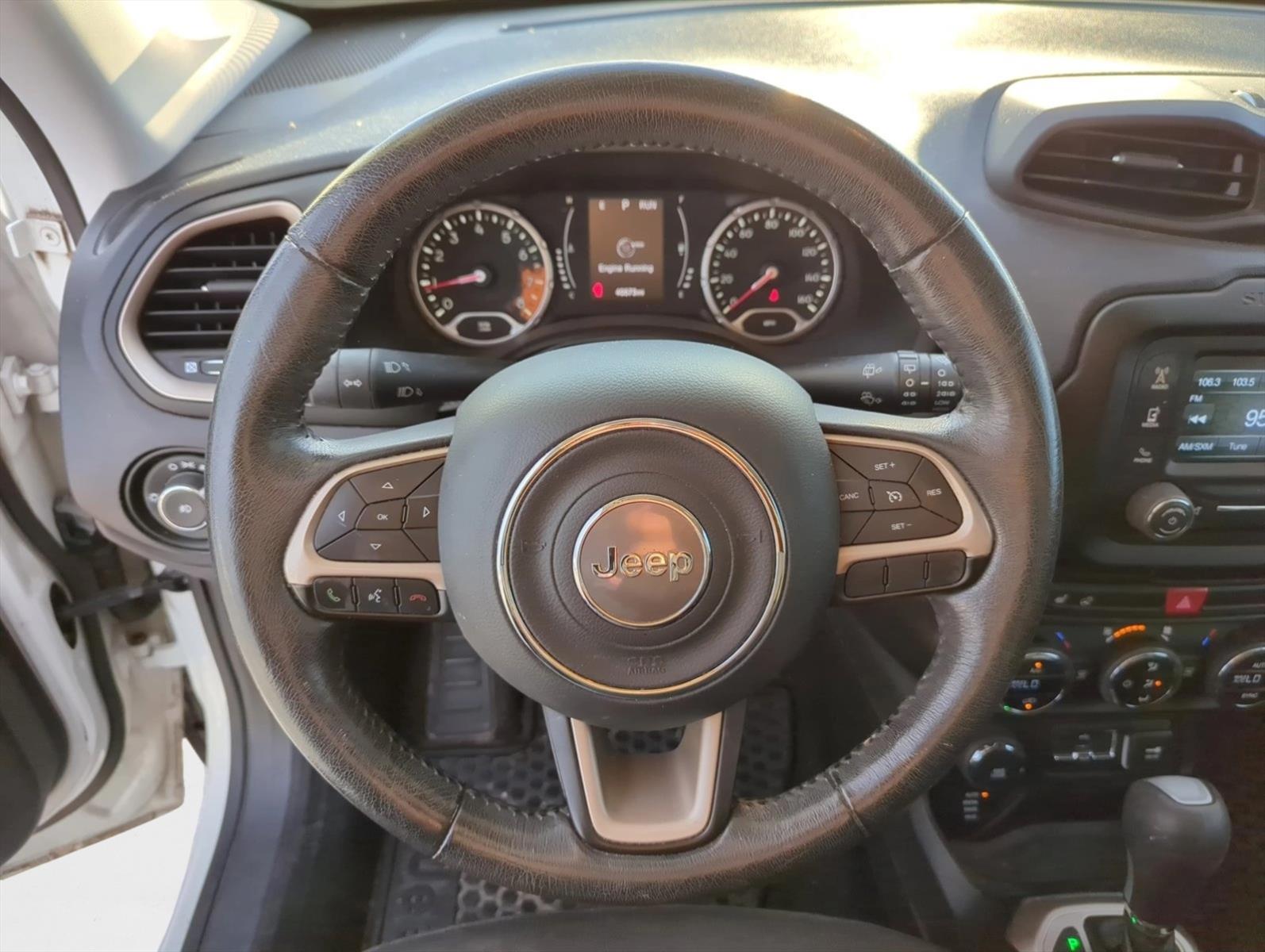 2016 Jeep Renegade Latitude photo 15
