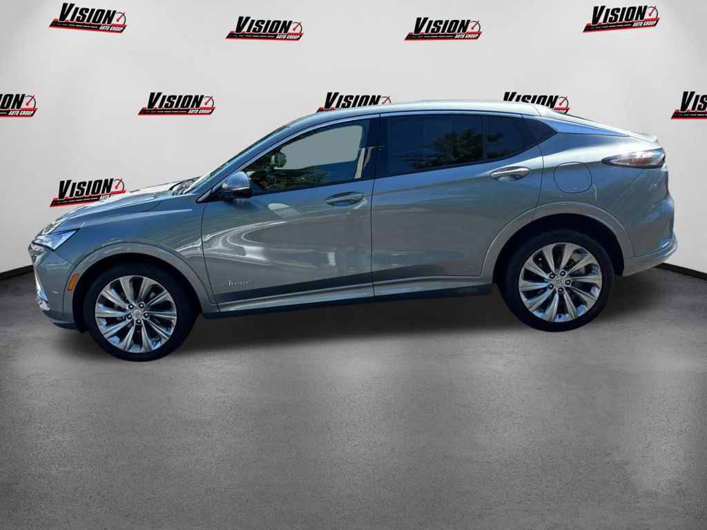 2024 Buick Envista Avenir photo 8