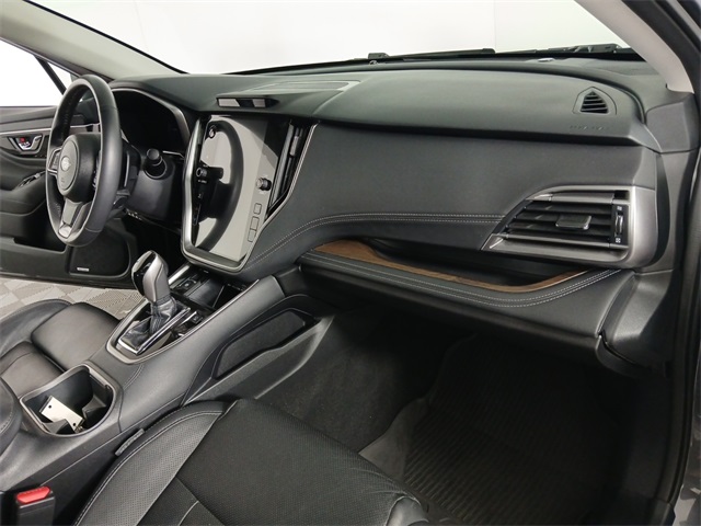 2024 Subaru Outback Touring XT photo 17