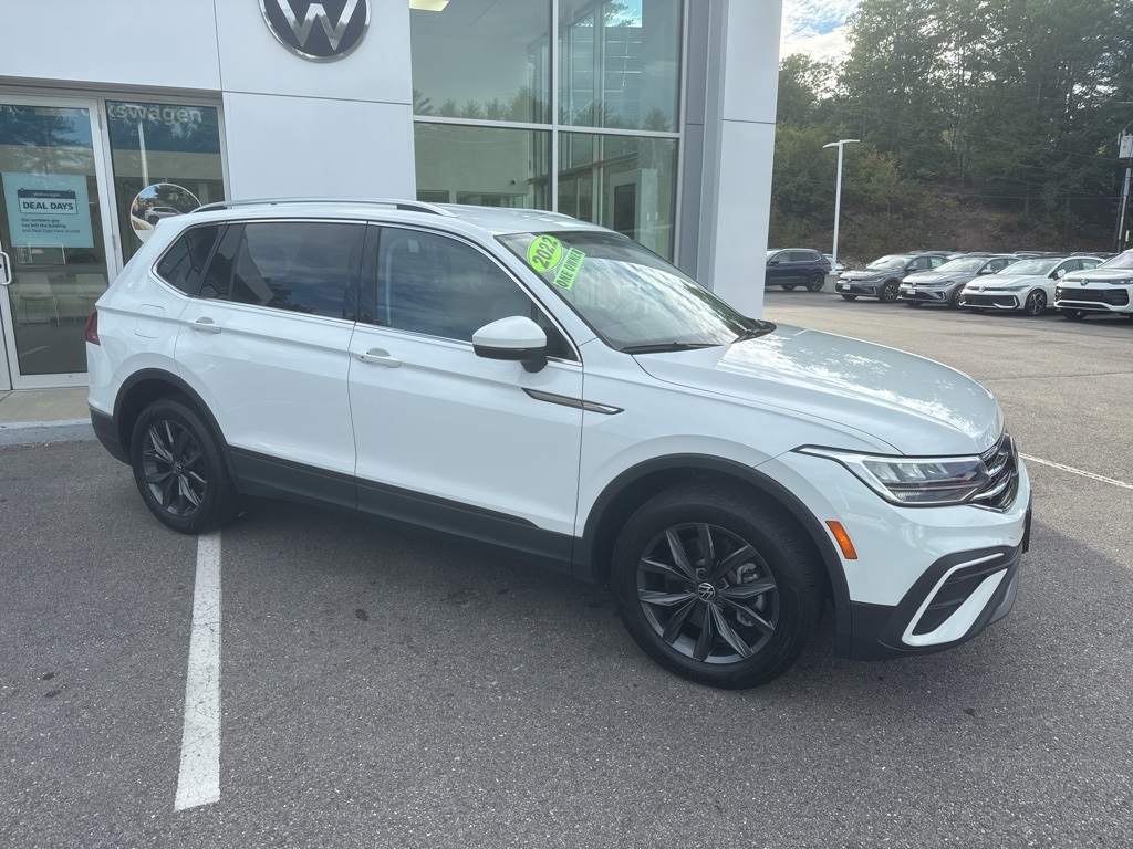2022 Volkswagen Tiguan SE photo 8
