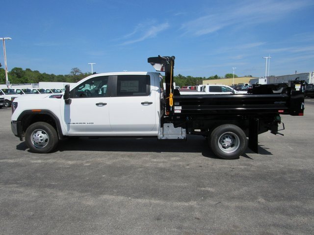 2025 Gmc Sierra 3500 HD Pro photo 2