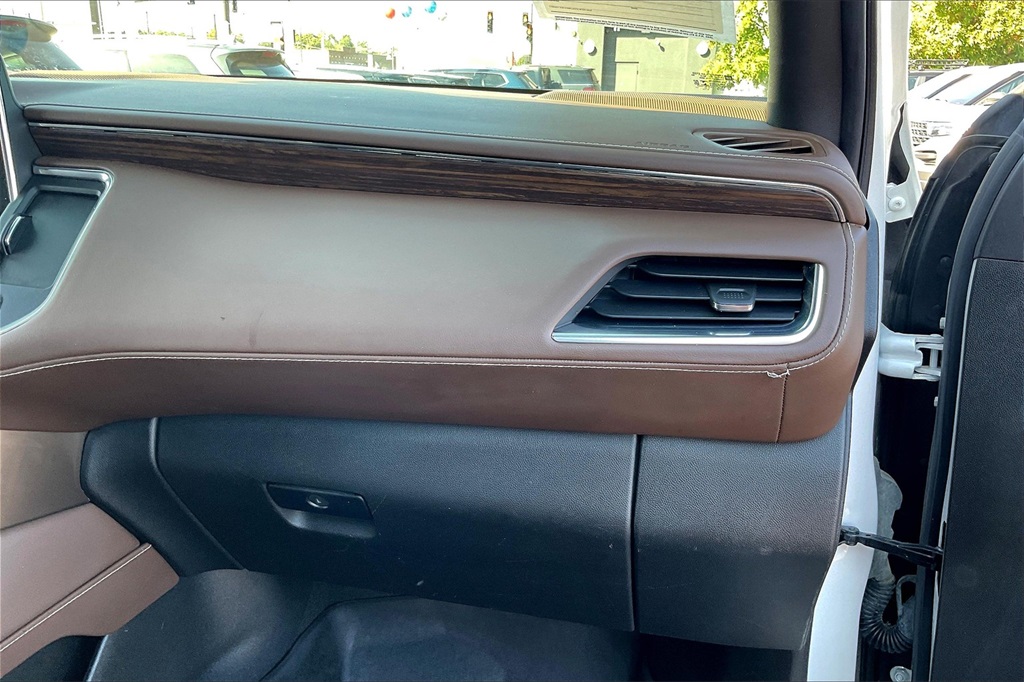 2022 CHEVROLET SUBURBAN - Image 14