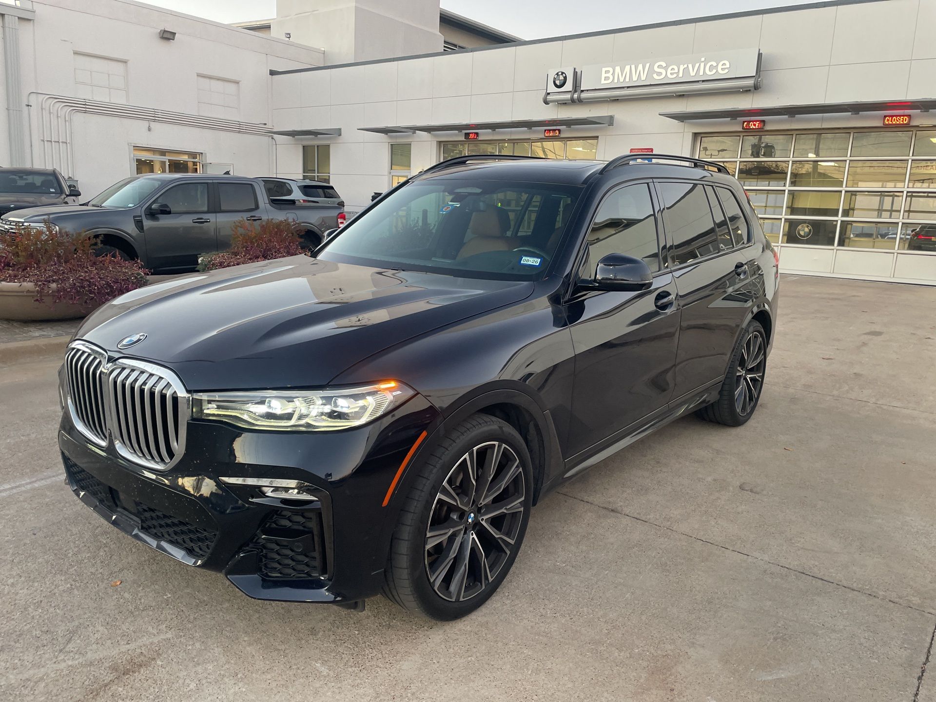 2021 BMW X7 40i's photo