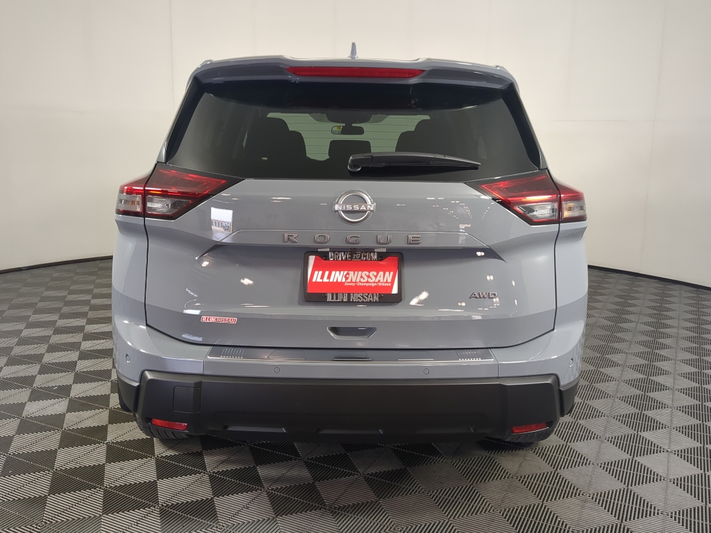 2026 Nissan Rogue SV photo 4