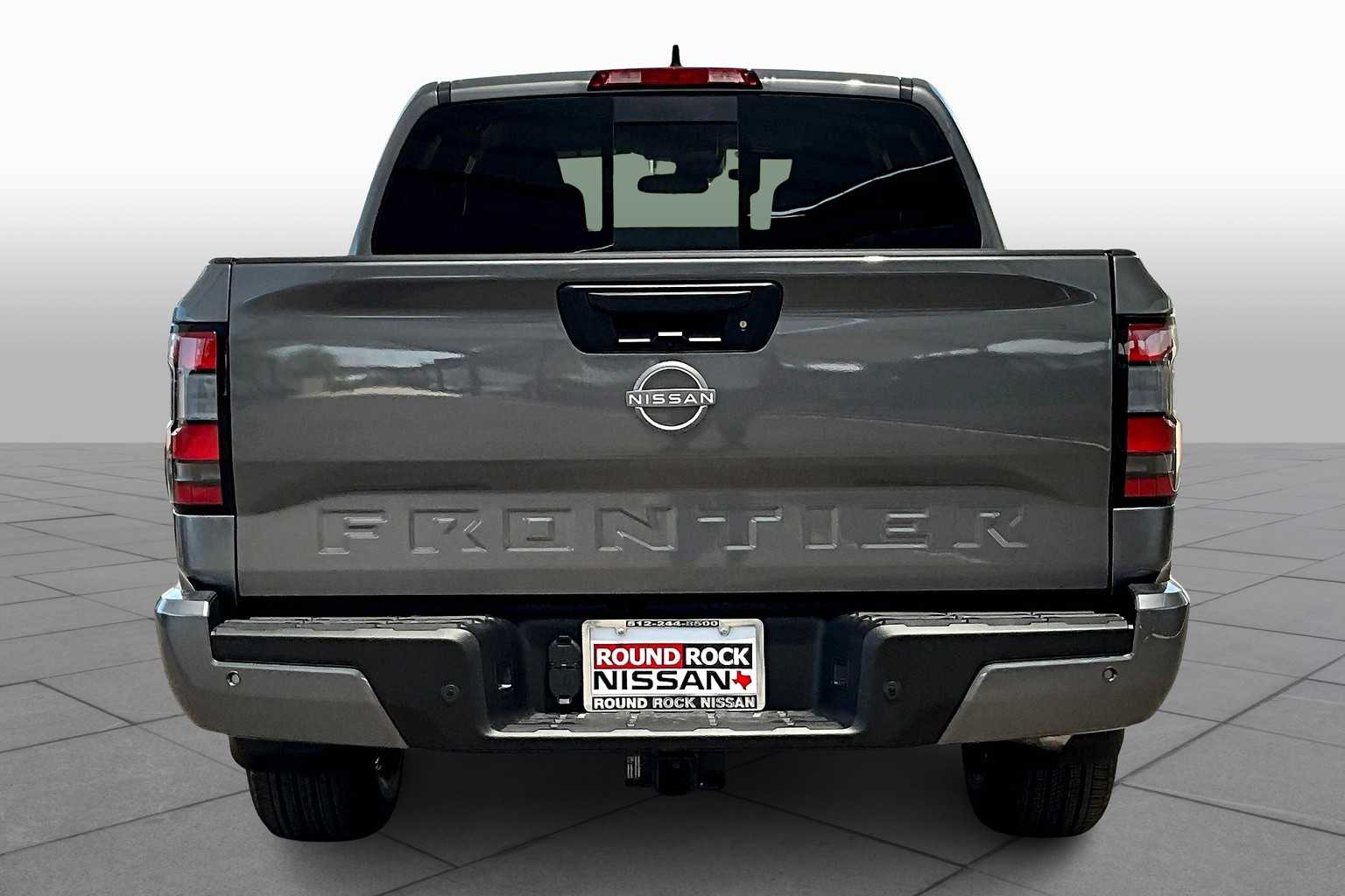 2025 Nissan Frontier SV photo 4